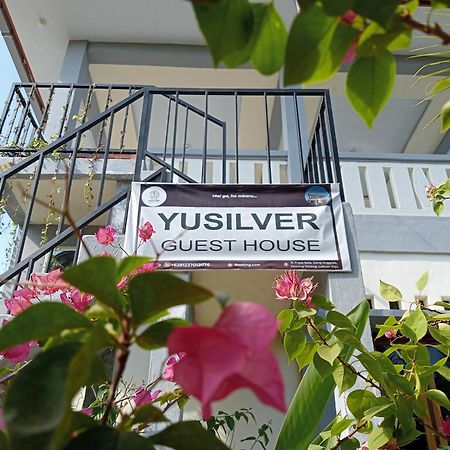 Yusilver Guest House Labuan Bajo Εξωτερικό φωτογραφία