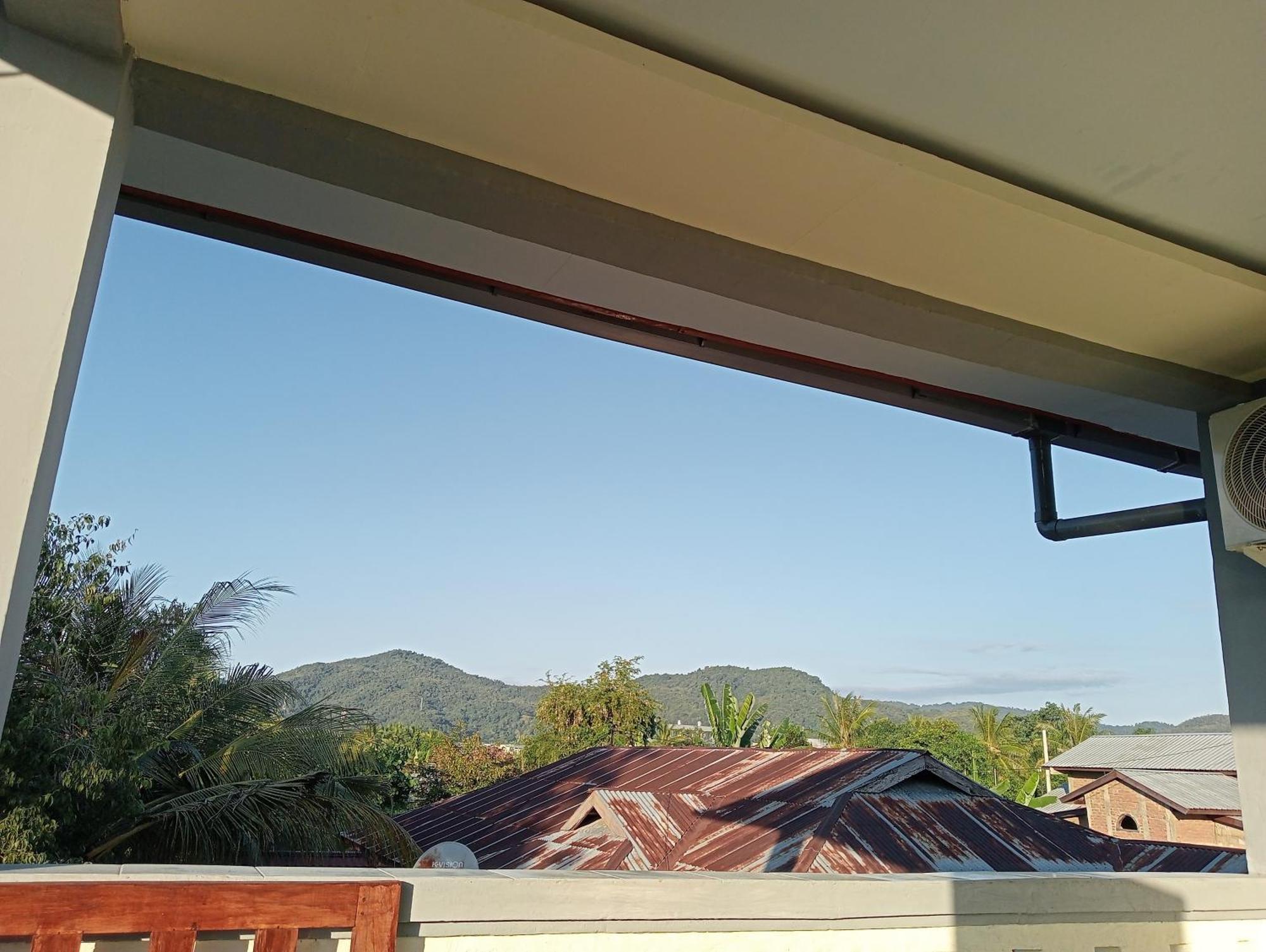 Yusilver Guest House Labuan Bajo Εξωτερικό φωτογραφία