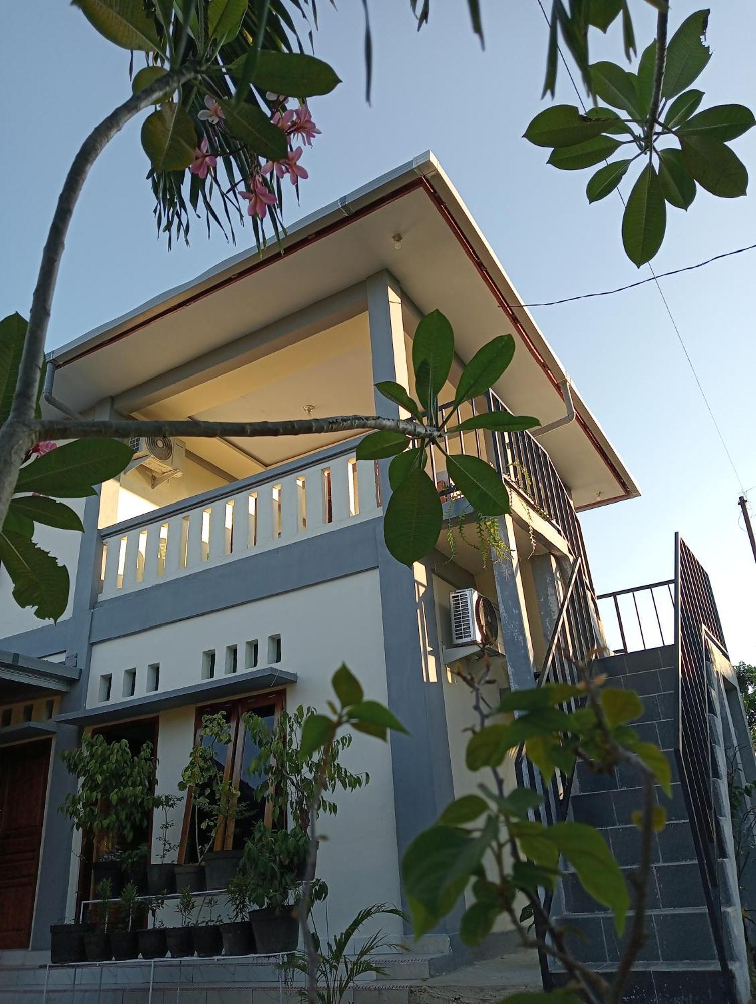 Yusilver Guest House Labuan Bajo Εξωτερικό φωτογραφία