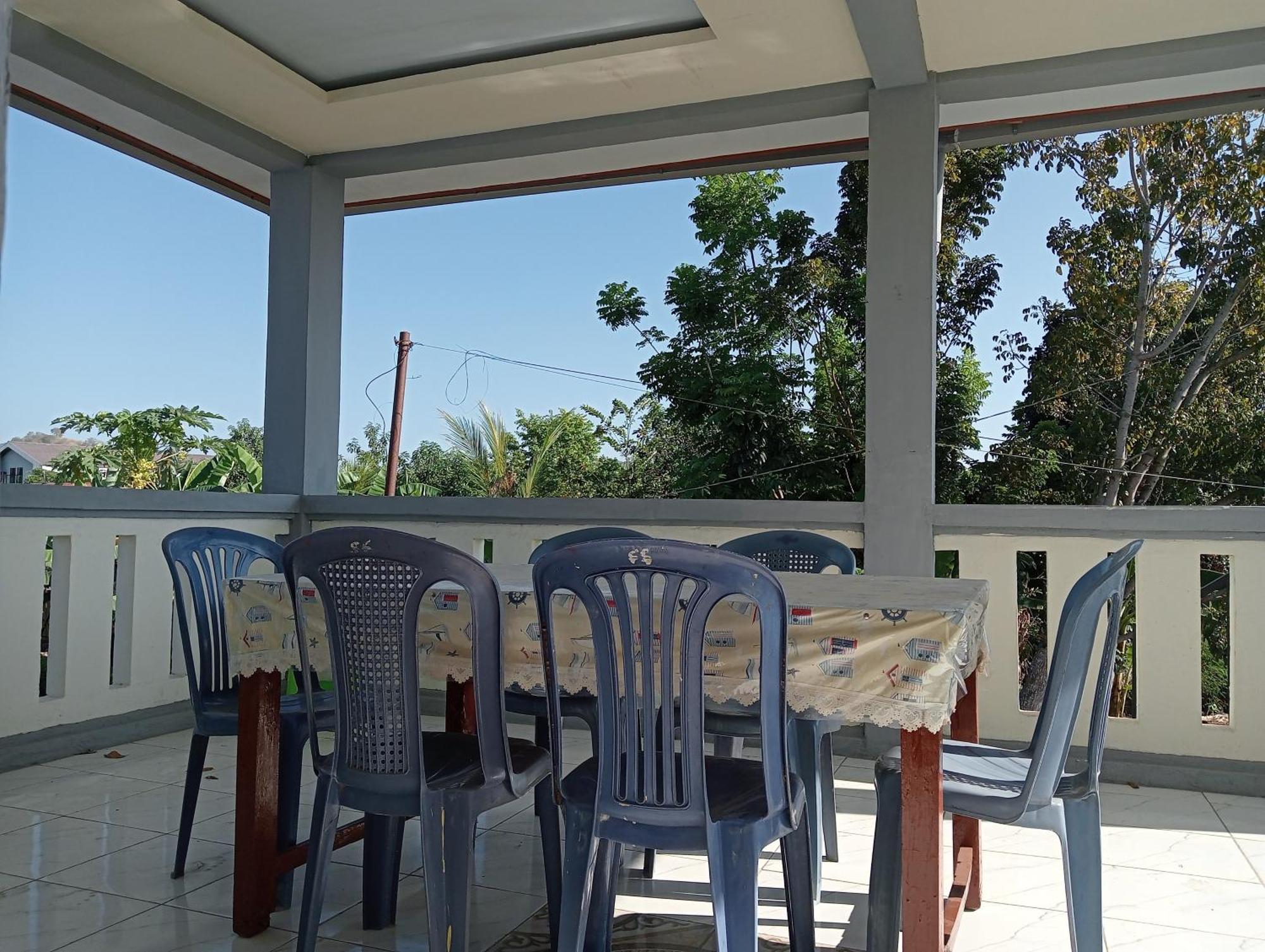 Yusilver Guest House Labuan Bajo Εξωτερικό φωτογραφία