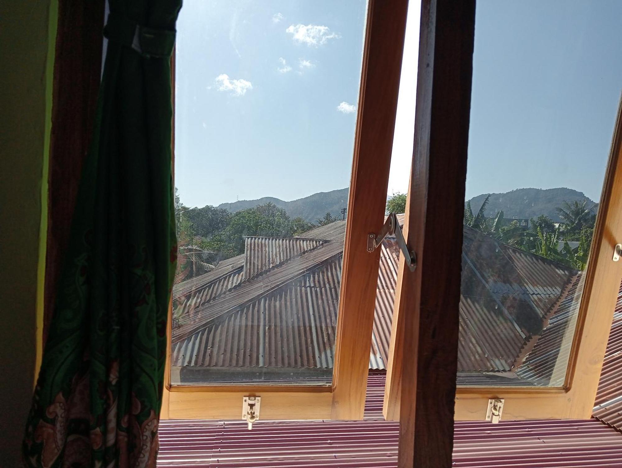 Yusilver Guest House Labuan Bajo Εξωτερικό φωτογραφία