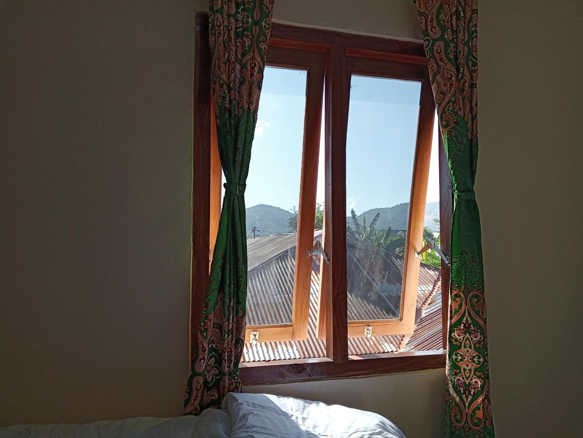 Yusilver Guest House Labuan Bajo Εξωτερικό φωτογραφία